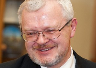 Олег Астахов